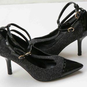 TAHARI Brianna T-Strap Heels, 7.5